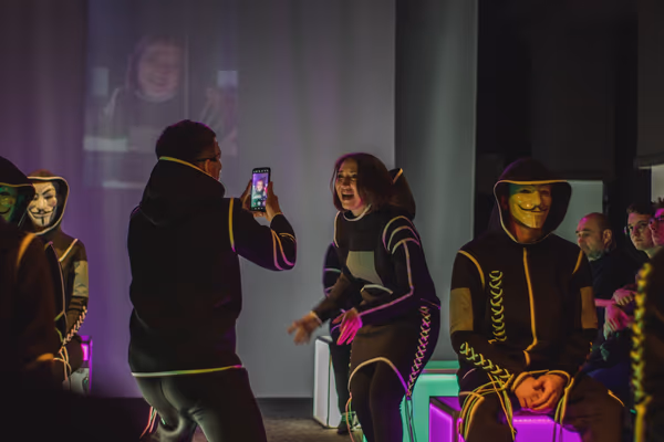 Online — Foto 4 von 18